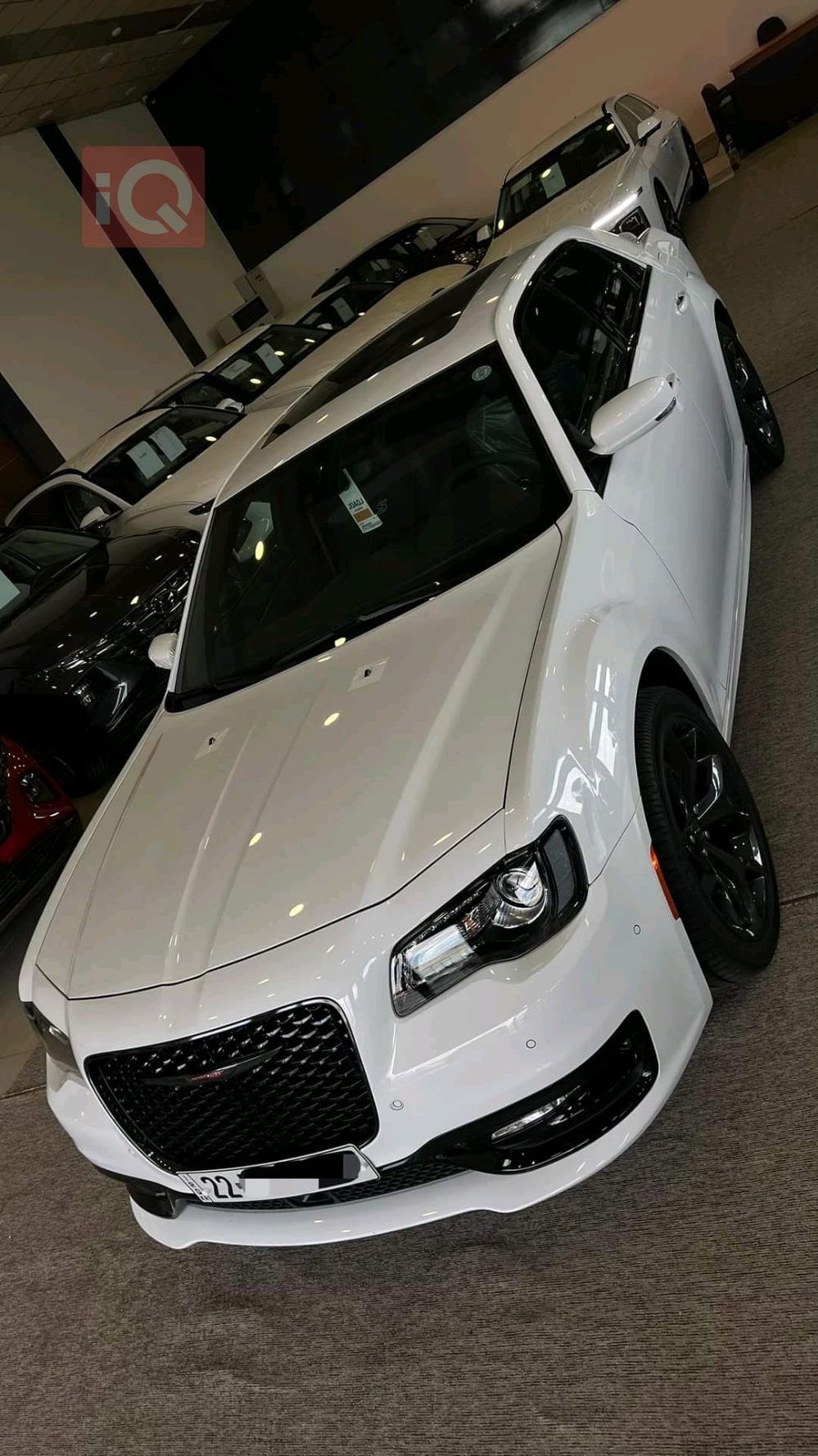 كرايسلر 300